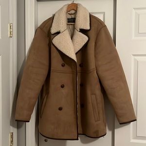 Guess Faux Shearling Jacket
(Never used) and in perfect condition.